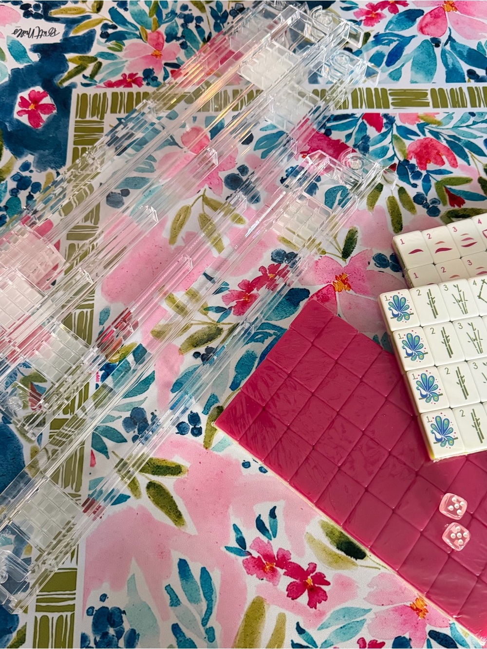 Mahjong Tiles, mat, racks and dice set - NEW - Picture 8 of 14